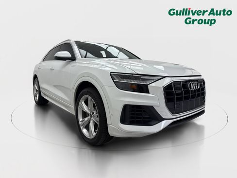 Used 2023 Audi Q8 Premium w/ Convenience Package AWD/4WD image 13