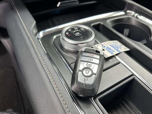 Used 2024 Ford Expedition Max XLT image 38