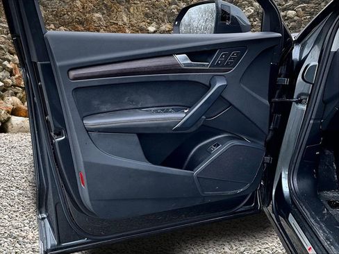 Used 2022 Audi Q5 2.0T Premium Plus image 21