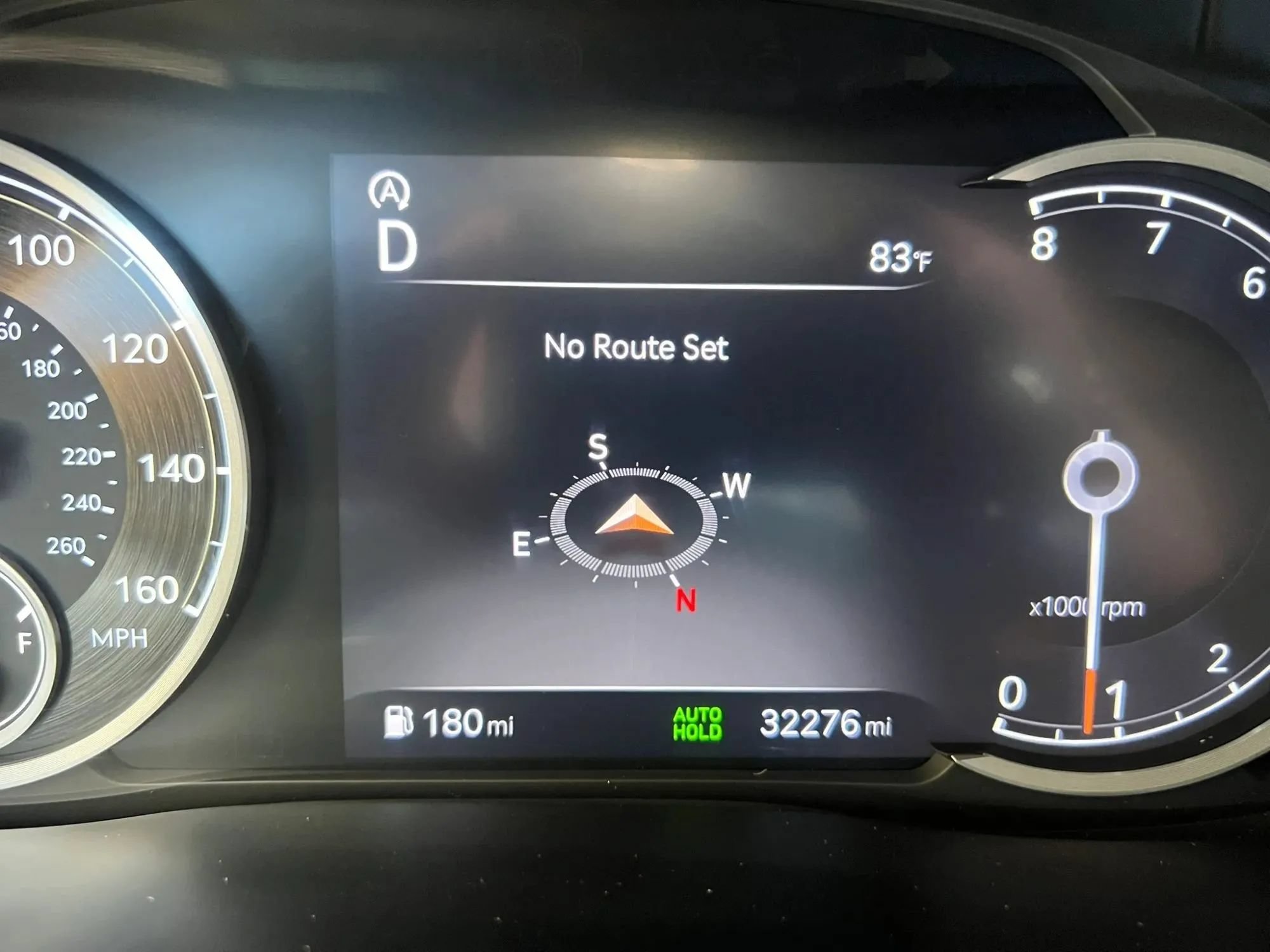 Used 2025 Genesis GV70 2.5T AWD/4WD image 16