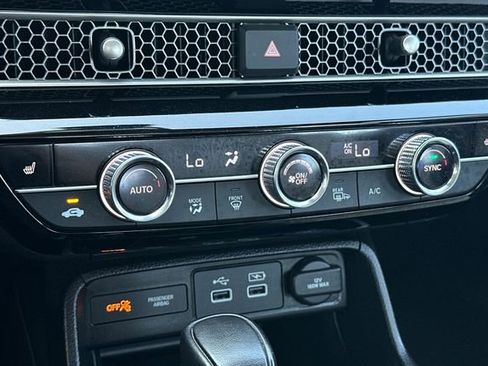 Certified 2023 Honda Civic Touring image 22