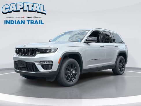 Used 2022 Jeep Grand Cherokee Limited AWD/4WD image 1