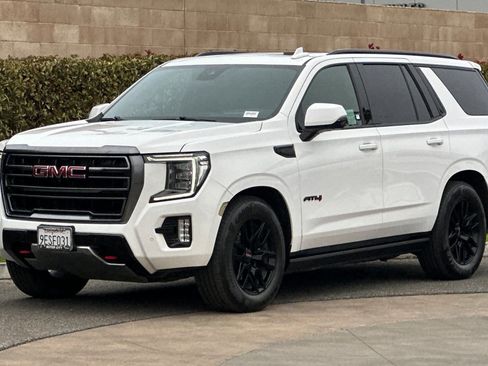 Used 2023 GMC Yukon AT4 image 8