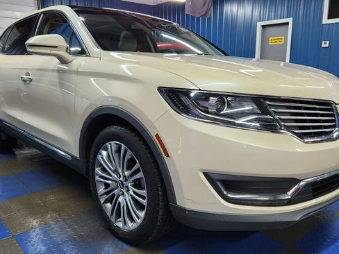 Used 2018 Lincoln MKX Reserve w/ Driver Assistance Package image 2