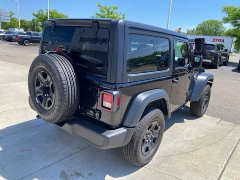 Used 2026 Jeep Wrangler Sport AWD/4WD image 3