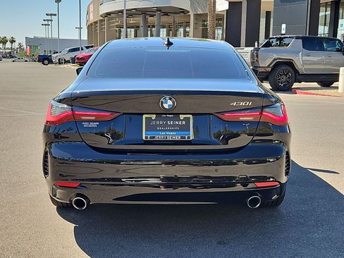 Used 2022 BMW 430i Coupe w/ Convenience Package RWD image 4