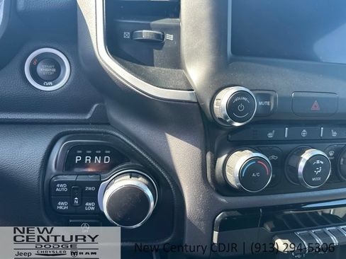 Used 2023 RAM 1500 Big Horn AWD/4WD image 24