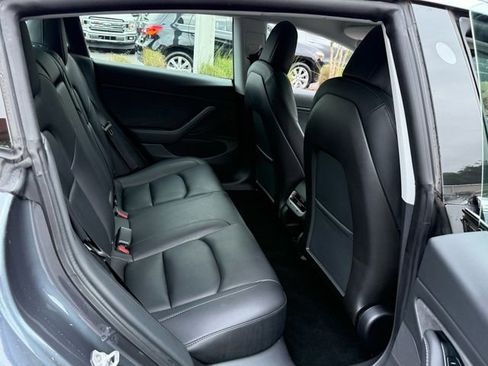 Used 2020 Tesla Model 3 Performance image 17