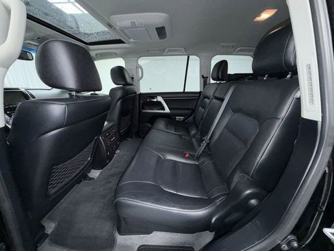 Used 2015 Toyota Land Cruiser AWD/4WD image 5