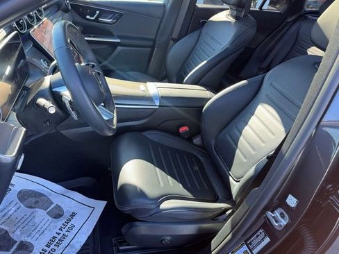 Used 2024 Mercedes-Benz GLC 300 4MATIC image 21