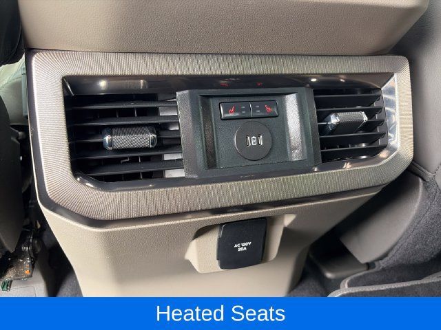 Used 2025 Ford F350 Platinum w/ Platinum Plus Package AWD/4WD image 10