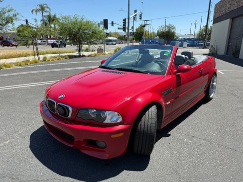 Used 2004 BMW M3 Convertible RWD image 5