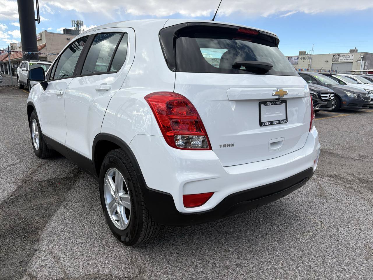 Used 2020 Chevrolet Trax LS FWD image 5