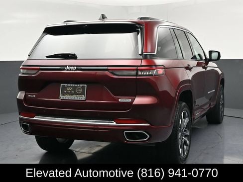 Used 2025 Jeep Grand Cherokee Overland w/ Adv Protech Group III AWD/4WD image 4