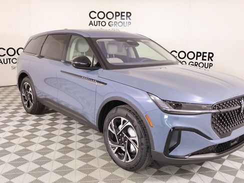 New 2026 Lincoln Nautilus Premier w/ Jet Appearance Package image 1