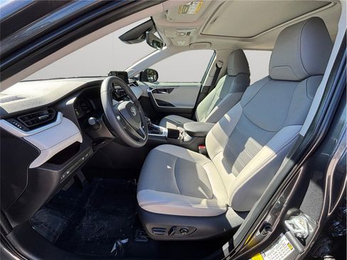 Used 2024 Toyota RAV4 Limited image 2