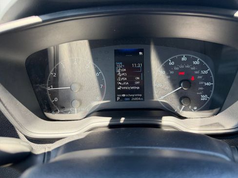 Used 2025 Toyota Corolla LE FWD image 38
