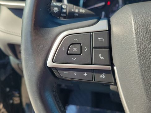 Used 2022 Toyota Highlander XSE FWD image 21