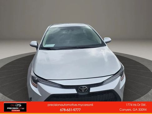 Used 2021 Toyota Corolla LE image 9