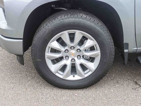 New 2026 Chevrolet Silverado 1500 Custom image 9