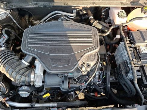 Used 2025 Cadillac XT5 Premium Luxury image 28