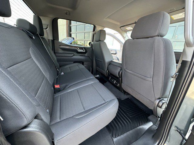 Used 2025 Chevrolet Silverado 1500 LT RWD image 19