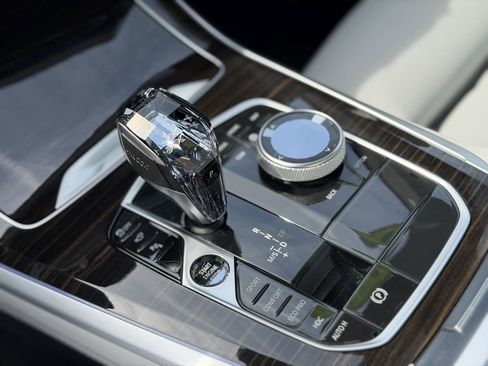 Used 2023 BMW X5 xDrive40i image 6