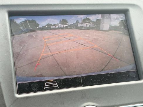 Used 2023 Chevrolet Equinox LT w/ Driver Convenience Package FWD image 19
