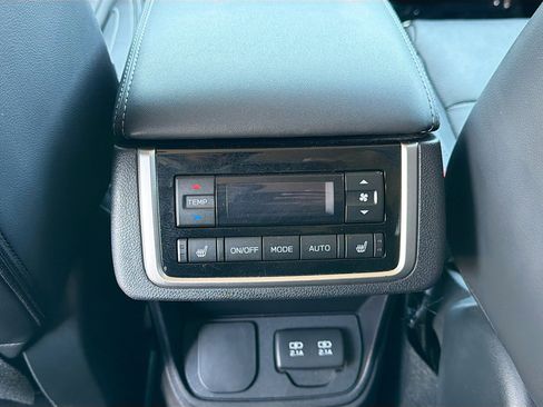 Used 2020 Subaru Ascent Limited w/ Popular Package #2A AWD/4WD image 20