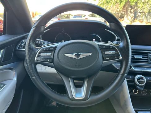 Used 2022 Genesis G70 2.0T RWD image 15