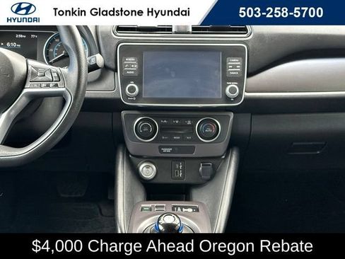 Used 2025 Nissan Leaf S FWD image 27