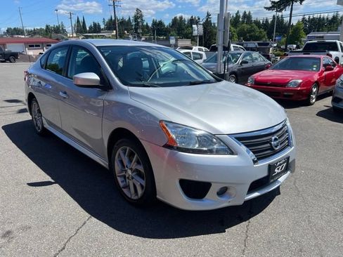 Used 2014 Nissan Sentra SR w/ SR Driver Package FWD image 7