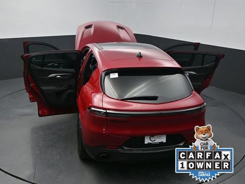 Used 2024 Dodge Hornet R/T Plus w/ R/T Blacktop Package AWD/4WD image 75