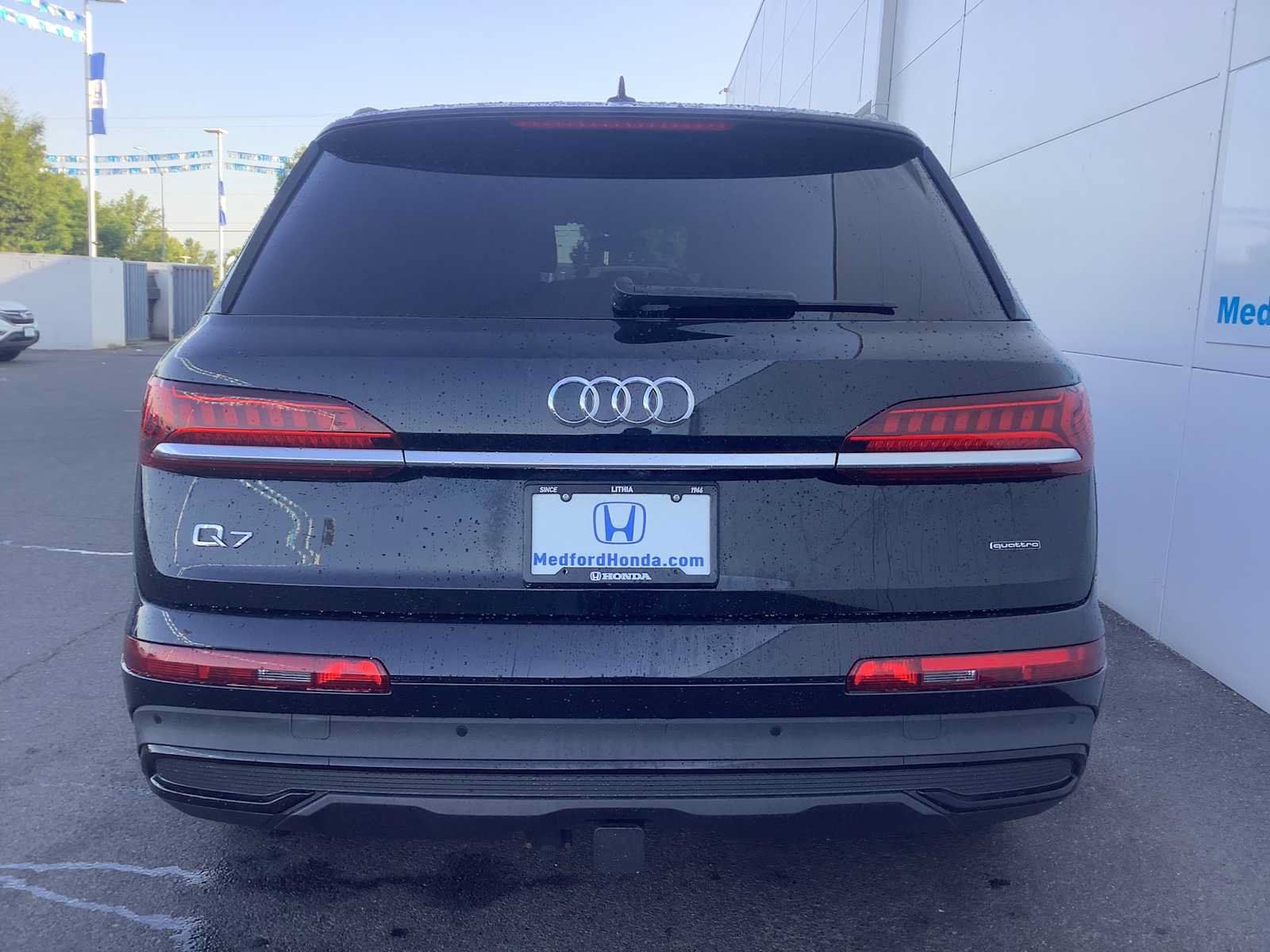 Used 2021 Audi Q7 3.0T Premium Plus w/ Premium Plus Package AWD/4WD image 5