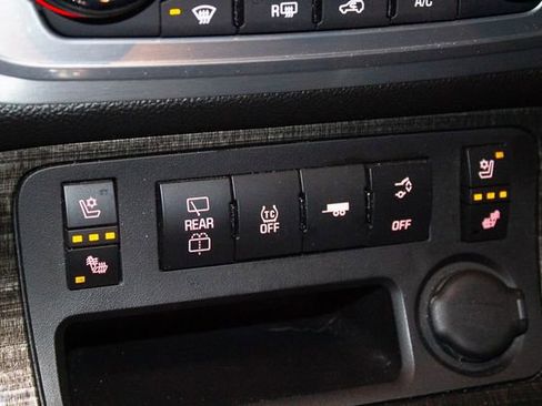 Used 2013 GMC Acadia SLT image 34