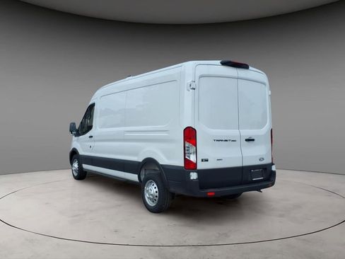 New 2026 Ford Transit 250 148 Medium Roof Extended AWD image 3
