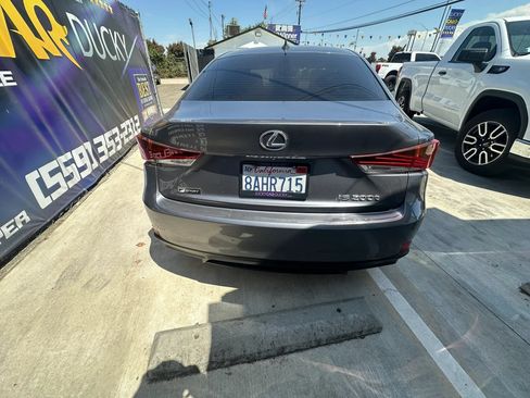 Used 2017 Lexus IS 200t F Sport w/ F Sport Package RWD image 7