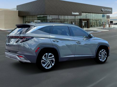 New 2026 Hyundai Tucson Limited FWD image 8
