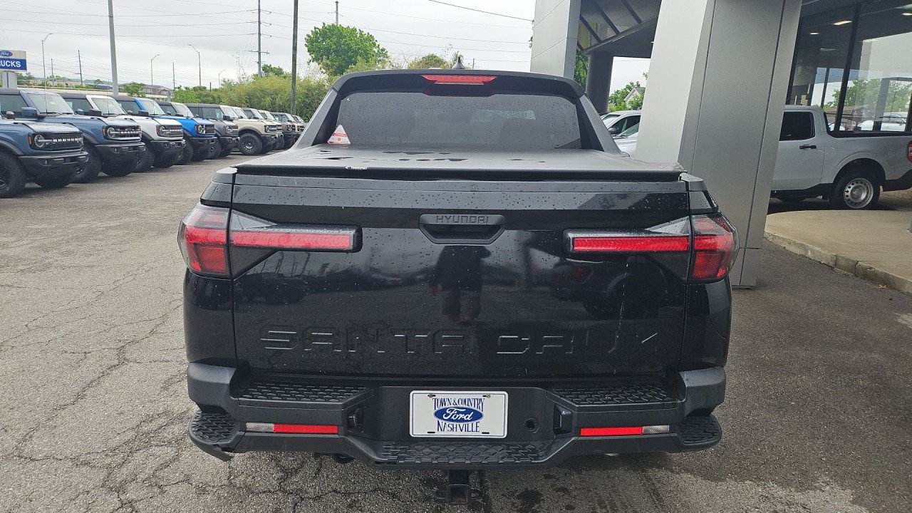 Used 2023 Hyundai Santa Cruz SEL w/ Cargo Package FWD image 4