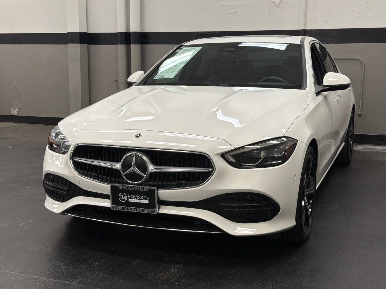 Used 2024 Mercedes-Benz C 300 Sedan image 5