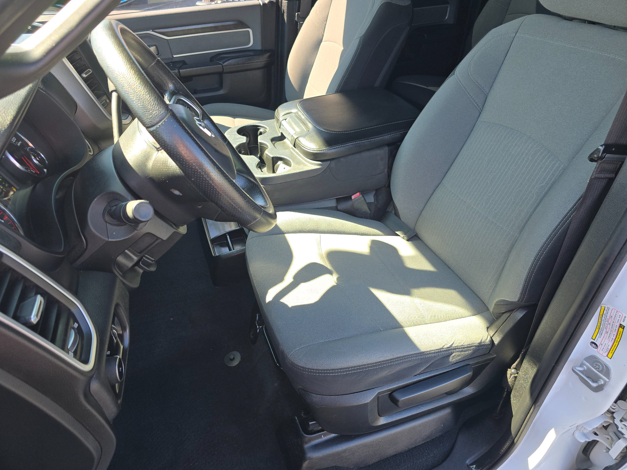 Used 2022 RAM 2500 Big Horn AWD/4WD image 21