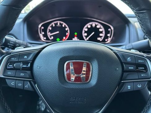 Used 2020 Honda Accord Touring image 36