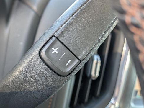 Used 2020 GMC Sierra 1500 AT4 w/ AT4 Premium Package image 27