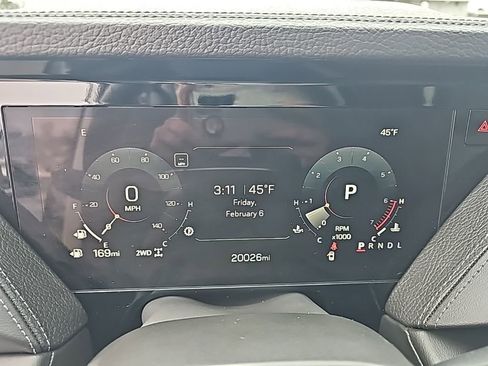 Certified 2025 GMC Yukon XL Denali AWD/4WD image 24