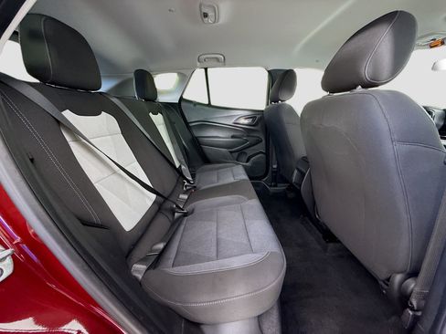 Used 2024 Chevrolet Trax LS FWD image 26