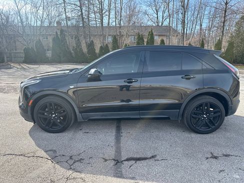 Used 2019 Cadillac XT4 Sport image 2