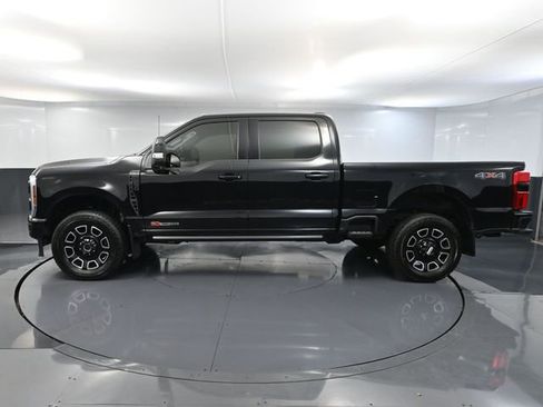 Used 2025 Ford F250 Platinum image 10