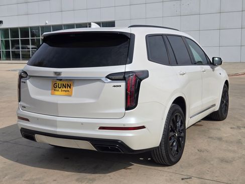 Certified 2023 Cadillac XT6 Sport w/ Platinum Package AWD/4WD image 7