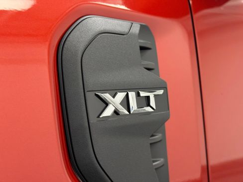 Used 2024 Ford Ranger XLT w/ Trailer Tow Package AWD/4WD image 13