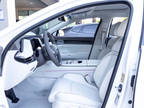 New 2026 Genesis G90 3.5T image 15